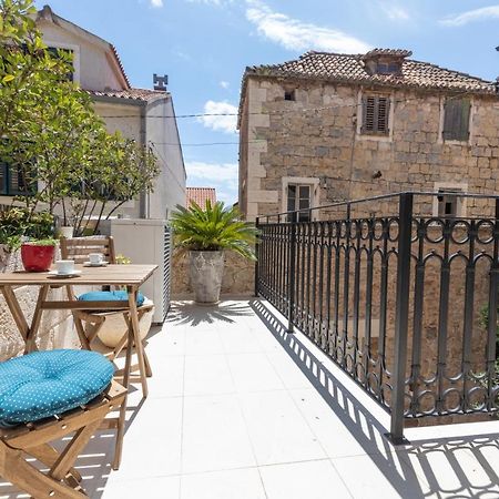Apartment Coastal Villa Makarska Eksteriør billede