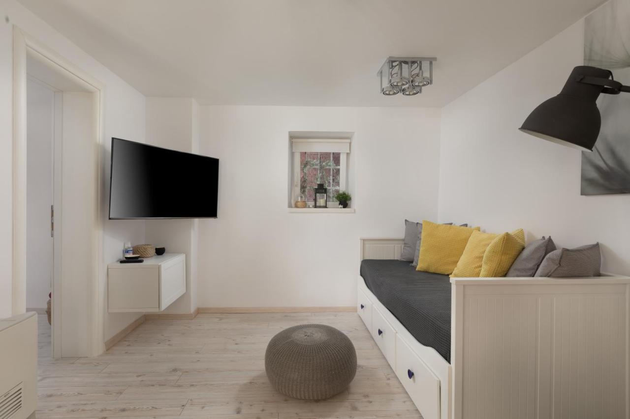 Apartment Coastal Villa Makarska Eksteriør billede