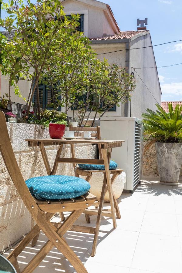 Apartment Coastal Villa Makarska Eksteriør billede