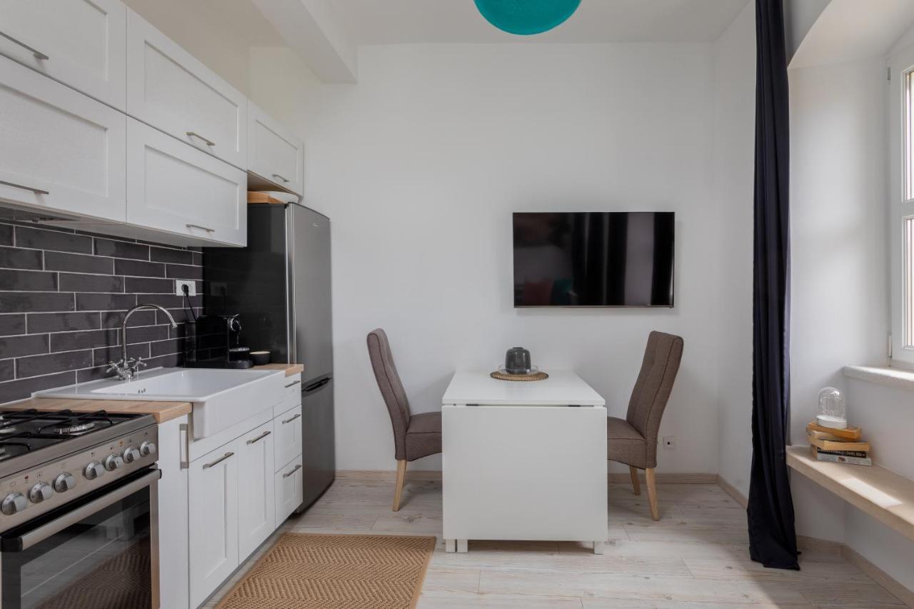 Apartment Coastal Villa Makarska Eksteriør billede