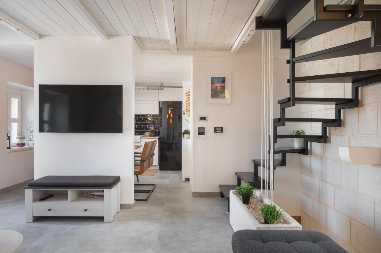 Apartment Coastal Villa Makarska Eksteriør billede