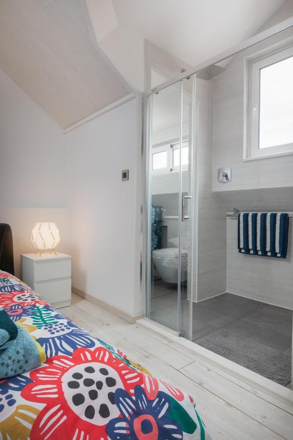 Apartment Coastal Villa Makarska Eksteriør billede