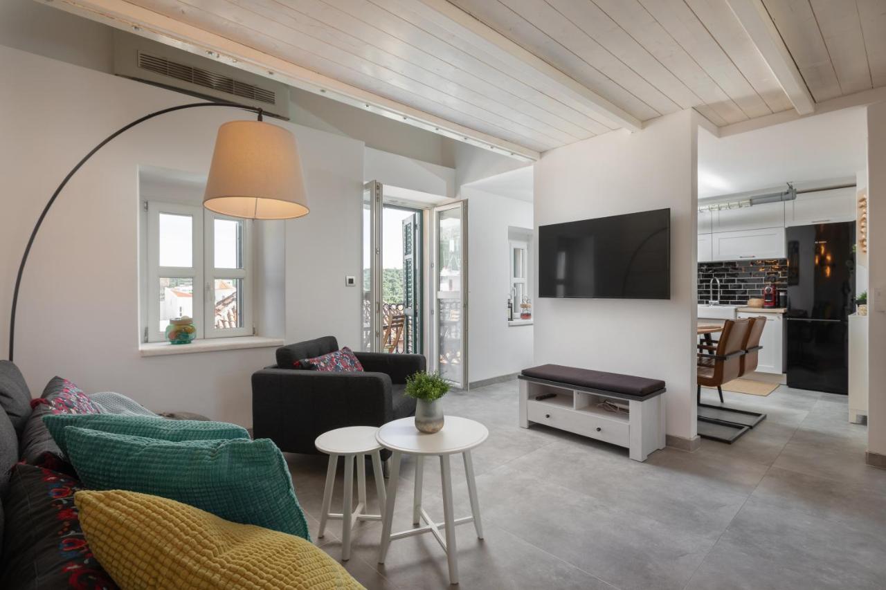 Apartment Coastal Villa Makarska Eksteriør billede